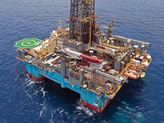 Angola’s Oil Turnaround Offers Roadmap for Algeria’s Investment Drive