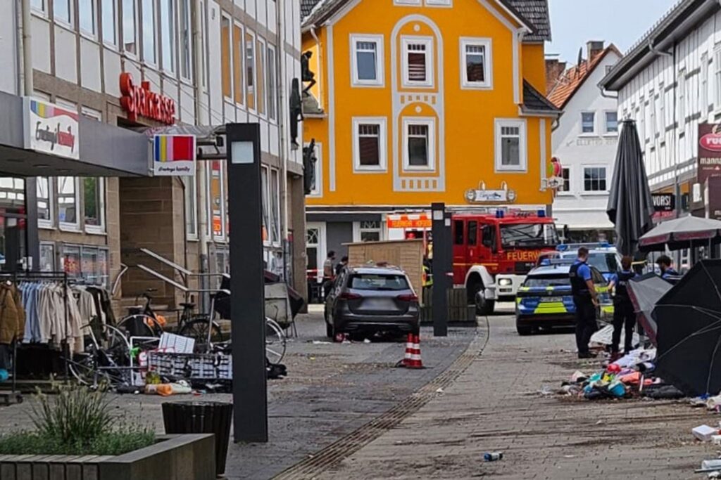 Car Ploughs Into German Pedestrian Zone, Injuring Several