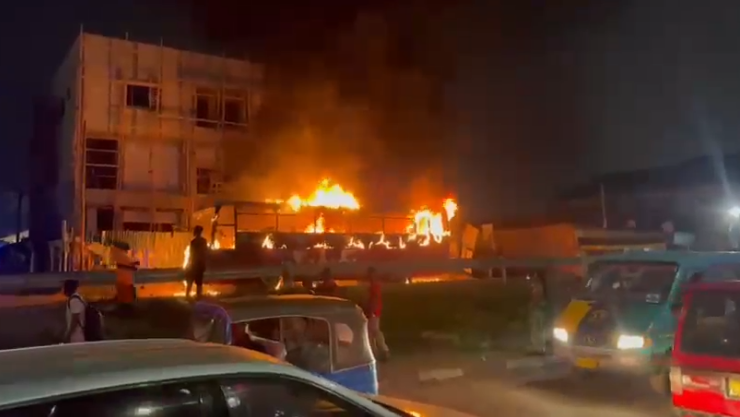 Passengers Escape Unhurt as VIP Bus Goes Up in Flames at Abuakwa