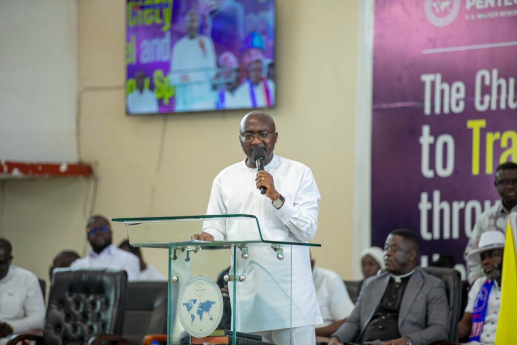 Bawumia: Economic Stability Means Nothing If Ghanaians Remain Poor